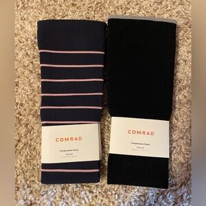 Bundle 2 comrad compression socks !